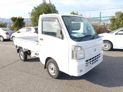 Nissan NT100 Clipper