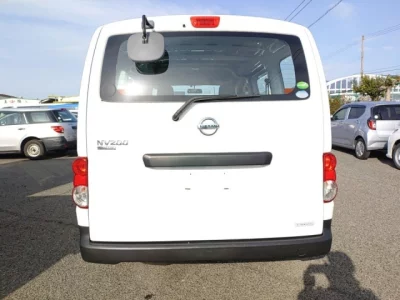 Nissan NV200