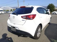 Mazda DEMIO лот № 16648 оценка 3.5  с аукциона в Японии 2