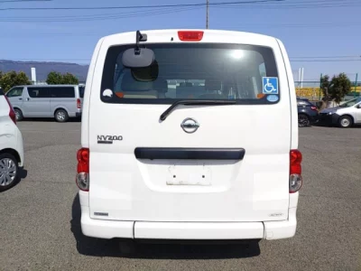Nissan NV200