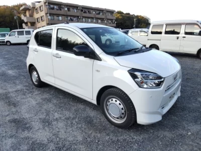 Daihatsu MIRA E S