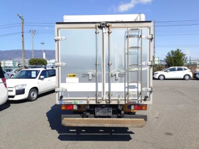 Hino DUTRO  с аукциона в Японии