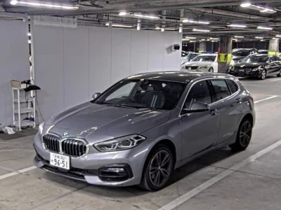 BMW 1-Series  с аукциона в Японии