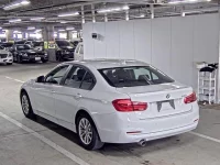 BMW 3-Series лот № 809 оценка 3.5  с аукциона в Японии 4