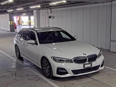 BMW 3-Series  с аукциона в Японии