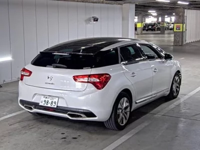 Citroen DS5  с аукциона в Японии
