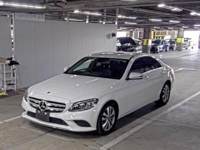 Mercedes-Benz C CLASS  с аукциона в Японии