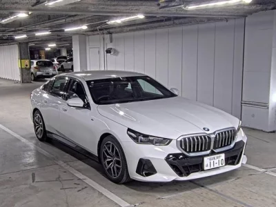 BMW 5-Series  с аукциона в Японии