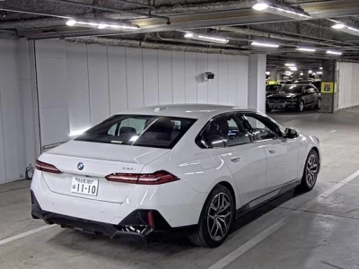 BMW 5-Series  с аукциона в Японии