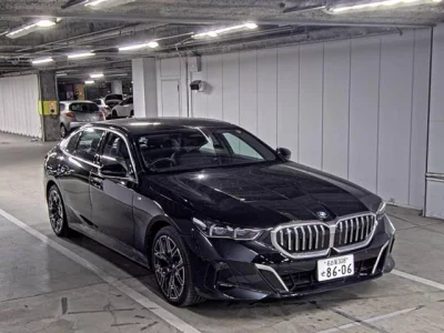 BMW 5-Series  с аукциона в Японии