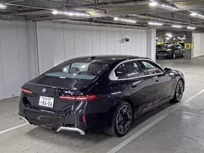 BMW 5-Series  с аукциона в Японии