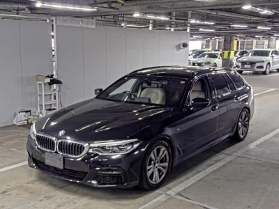 BMW 5-Series  с аукциона в Японии