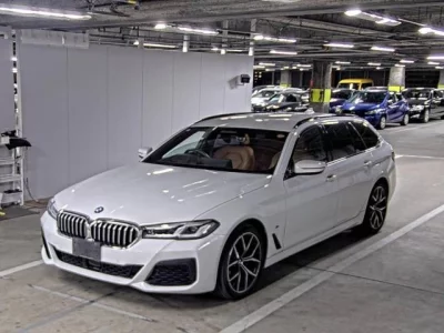 BMW 5-Series  с аукциона в Японии