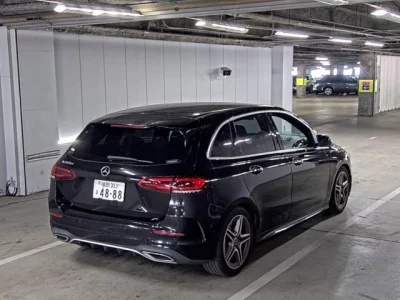 Mercedes-Benz B CLASS