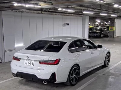 BMW 3-Series  с аукциона в Японии