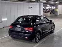 Audi A1 лот № 102 оценка 4  с аукциона в Японии 1