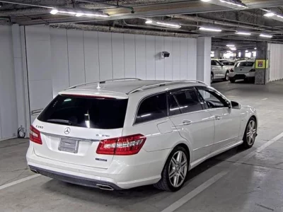 Mercedes-Benz E CLASS WAGON