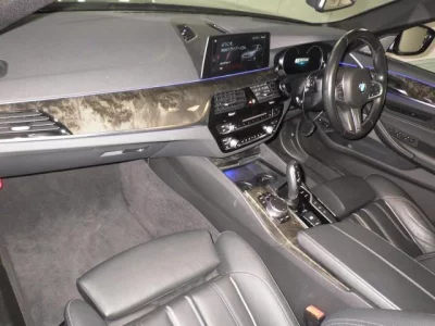 BMW 5-Series  с аукциона в Японии