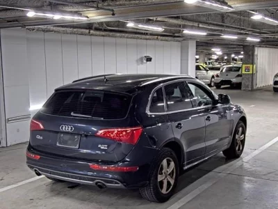 Audi Q5  с аукциона в Японии
