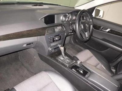 Mercedes-Benz C CLASS  с аукциона в Японии