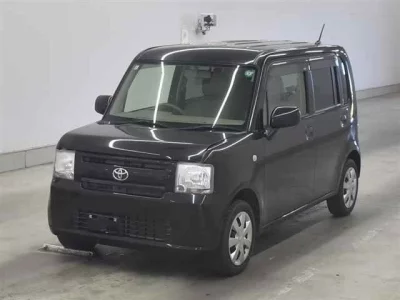 Toyota Pixis Space