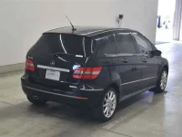 Mercedes-Benz B CLASS лот № 80017 оценка 3.5  с аукциона в Японии 4