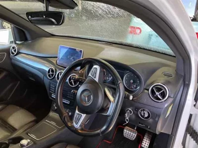 Mercedes-Benz B CLASS