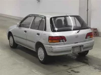 Toyota STARLET лот № 10132 оценка 3  с аукциона в Японии 1