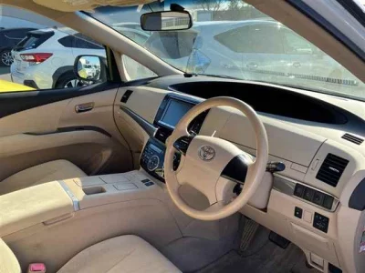 Toyota Estima Hybrid