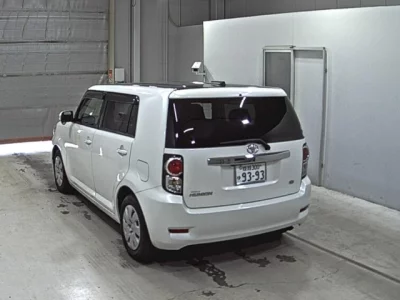 Toyota COROLLA RUMION