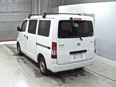 Toyota LiteAce Van