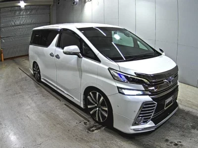 Toyota VELLFIRE  с аукциона в Японии