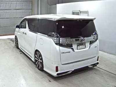 Toyota VELLFIRE  с аукциона в Японии