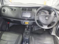 Suzuki CERVO лот № 9027 оценка 3.5  с аукциона в Японии 2