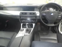 BMW 5-Series лот № 9052 оценка 3.5  с аукциона в Японии 2