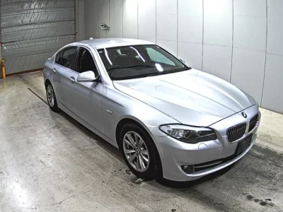 BMW 5-Series  с аукциона в Японии