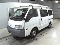 Mazda BONGO VAN лот № 9085 оценка 3.5  с аукциона в Японии 3