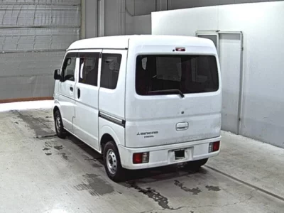 Mitsubishi MINICAB VAN