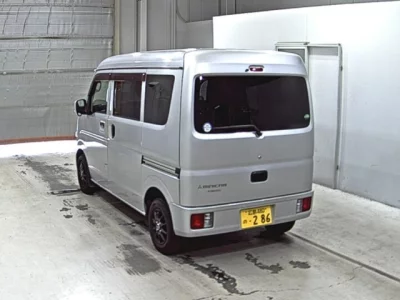 Mitsubishi MINICAB VAN