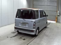 Daihatsu Atrai Wagon лот № 9205 оценка 3  с аукциона в Японии 4