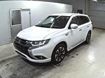 Mitsubishi OUTLANDER PHEV