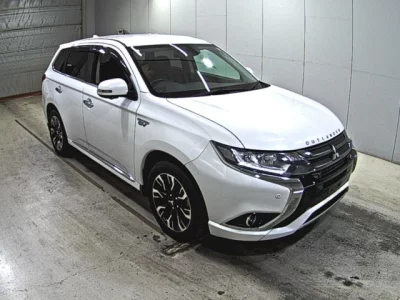 Mitsubishi OUTLANDER PHEV