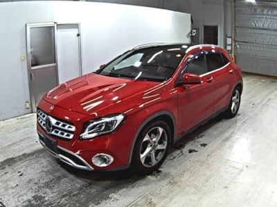 Mercedes-Benz GLA CLASS