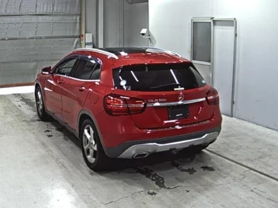 Mercedes-Benz GLA CLASS