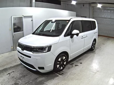 Honda STEP WAGON  с аукциона в Японии