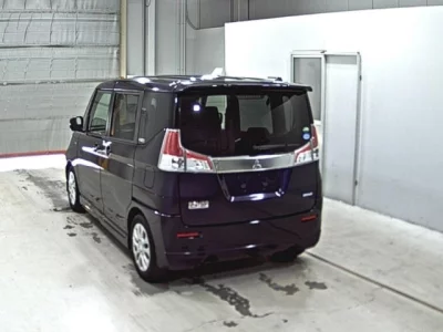 Mitsubishi DELICA D2