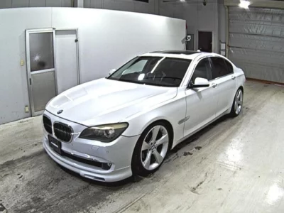 BMW 7-Series  с аукциона в Японии