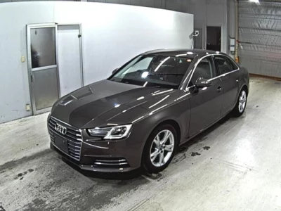 Audi A4  с аукциона в Японии
