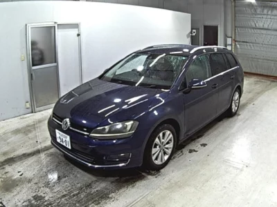 Volkswagen GOLF VARIANT