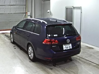 Volkswagen GOLF VARIANT